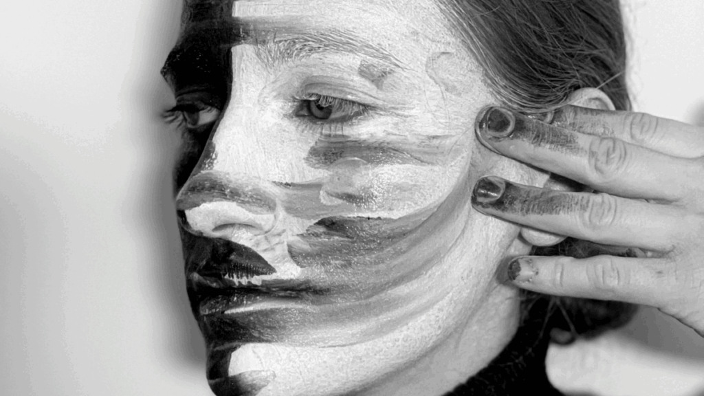 Entre 2 cultures : Et si se choisir n’était pas se trahir ?